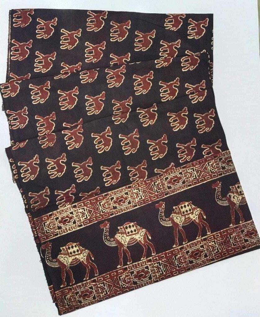 woman clothes in pakistan